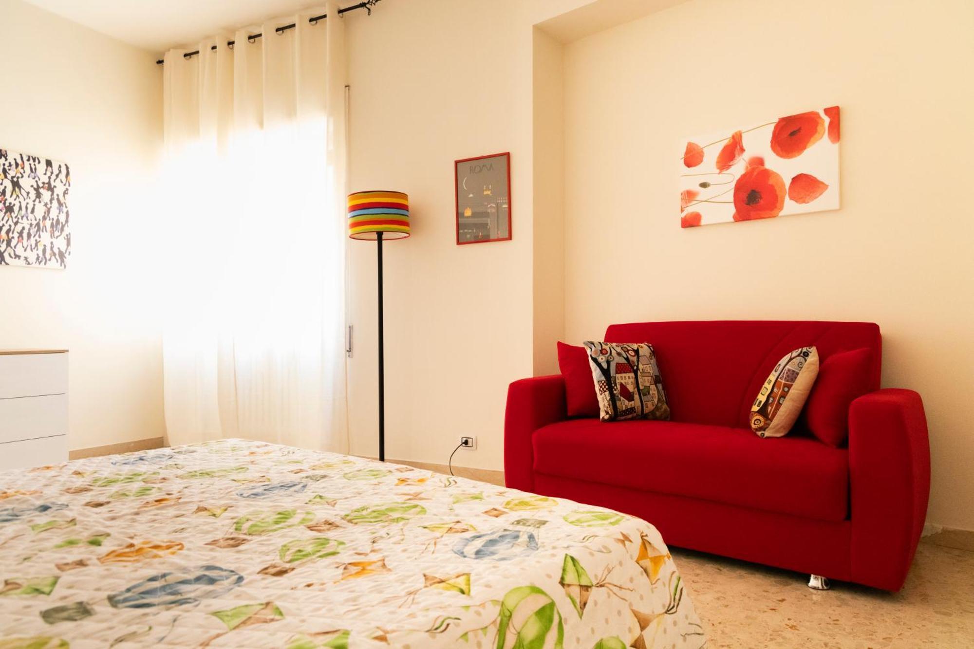 Scena Vaticana Apartment *